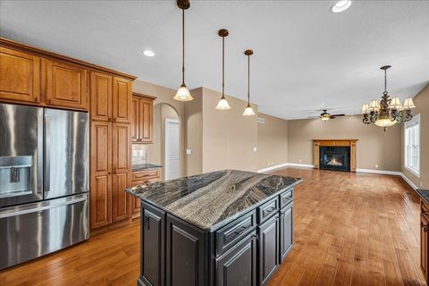 Tiny photo for 2315 Knollbrook Way, Bloomington, IL 61705 (MLS # 12562276)