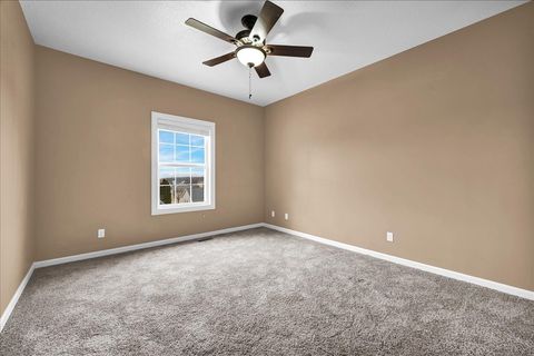 Tiny photo for 2315 Knollbrook Way, Bloomington, IL 61705 (MLS # 12562276)