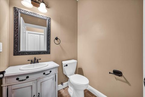 Tiny photo for 2315 Knollbrook Way, Bloomington, IL 61705 (MLS # 12562276)