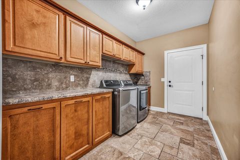 Tiny photo for 2315 Knollbrook Way, Bloomington, IL 61705 (MLS # 12562276)