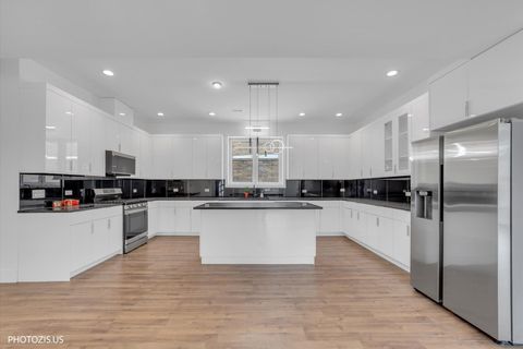 Tiny photo for 615 Harper Drive, Algonquin, IL 60102 (MLS # 12603139)