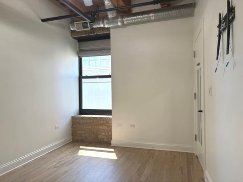 Tiny photo for 106 N Aberdeen Street #3G, Chicago, IL 60607 (MLS # 12700240)