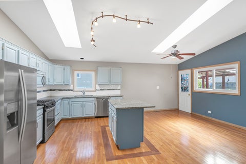 Tiny photo for 439 E Morse Avenue, Bartlett, IL 60103 (MLS # 12661186)