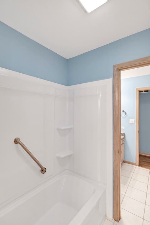 Tiny photo for 439 E Morse Avenue, Bartlett, IL 60103 (MLS # 12661186)