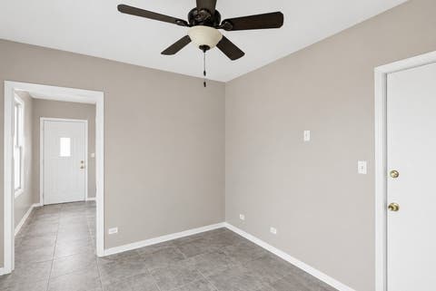 Tiny photo for 439 E Morse Avenue, Bartlett, IL 60103 (MLS # 12661186)