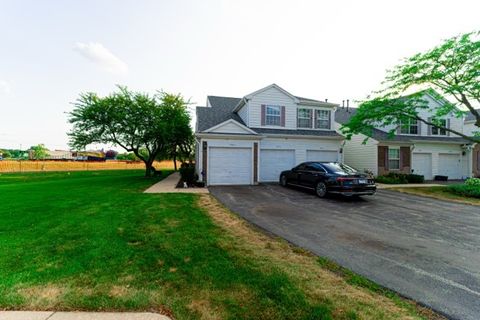 Photo of 737 W Streamwood Boulevard #B, Streamwood, IL 60107 (MLS # 12713691)