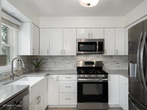 Tiny photo for 1201 Boxwood Drive, Crystal Lake, IL 60014 (MLS # 12495255)