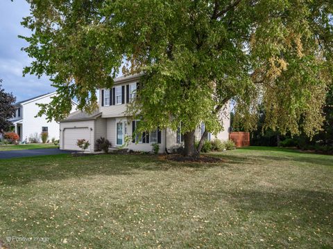 Tiny photo for 1201 Boxwood Drive, Crystal Lake, IL 60014 (MLS # 12495255)