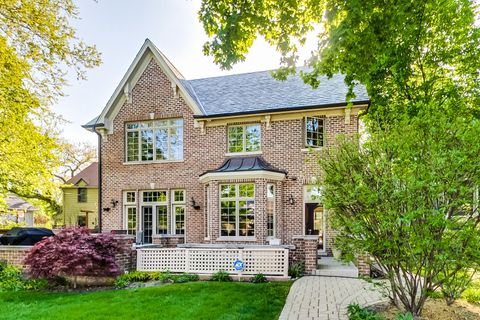 A home in Park Ridge