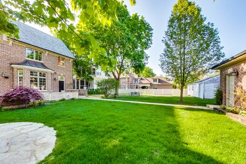 A home in Park Ridge