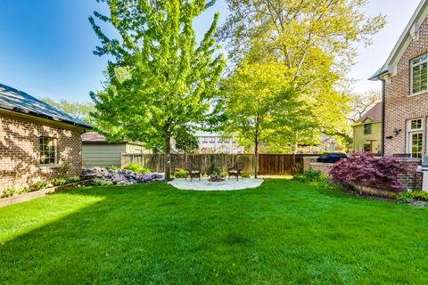 A home in Park Ridge