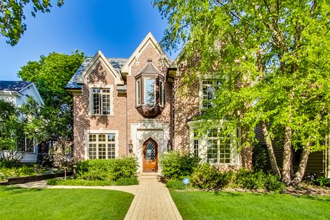 A home in Park Ridge