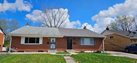 Photo of 9449 Dee Road, Des Plaines, IL 60016 (MLS # 12609939)