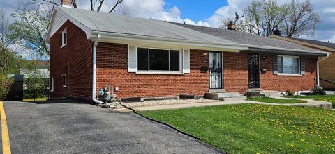 Tiny photo for 9449 Dee Road, Des Plaines, IL 60016 (MLS # 12609939)