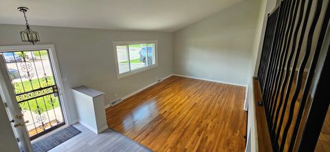 Tiny photo for 9449 Dee Road, Des Plaines, IL 60016 (MLS # 12609939)