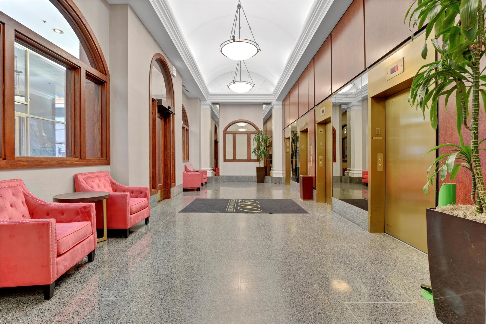 200 N Dearborn Street 4606
