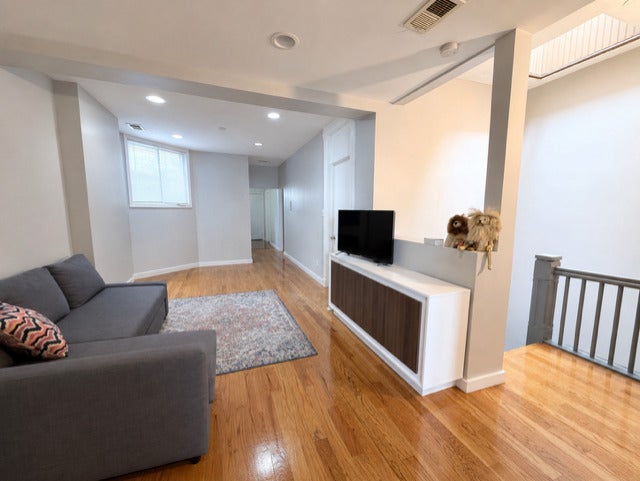 115 S Paulina Street 3