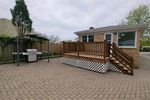 Tiny photo for 508 Skokie Boulevard, Wilmette, IL 60091 (MLS # 12635048)