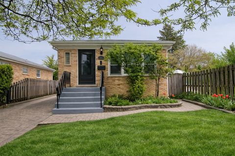 Tiny photo for 508 Skokie Boulevard, Wilmette, IL 60091 (MLS # 12635048)