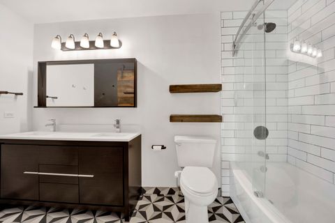 Tiny photo for 701 W Jackson Boulevard #402, Chicago, IL 60661 (MLS # 12575372)