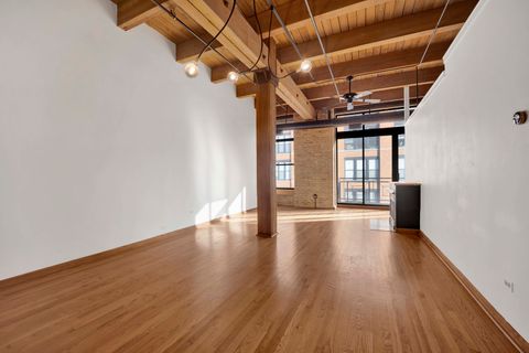 Tiny photo for 701 W Jackson Boulevard #402, Chicago, IL 60661 (MLS # 12575372)