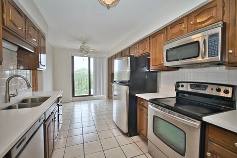Tiny photo for 7601 Lincoln Avenue #502, Skokie, IL 60077 (MLS # 12753440)