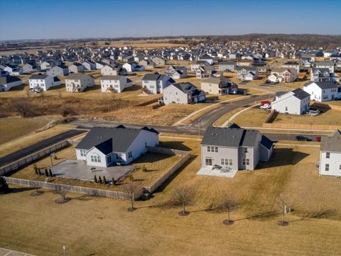 Tiny photo for 2154 Tremont Avenue, Yorkville, IL 60560 (MLS # 12573381)