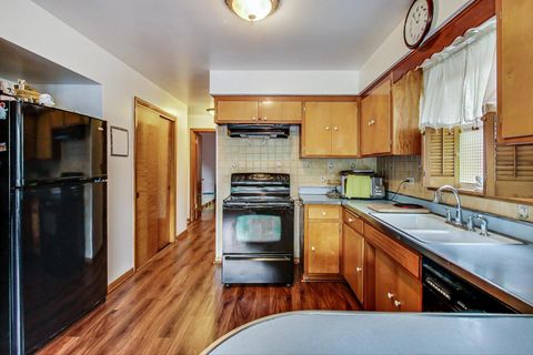 Tiny photo for 15722 Ellis Avenue, Dolton, IL 60419 (MLS # 12529261)