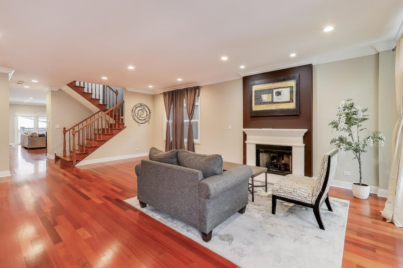 1629 N Talman Avenue