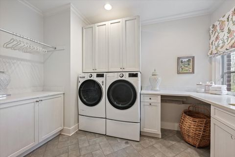 Tiny photo for 99 Tudor Place, Kenilworth, IL 60043 (MLS # 12629822)