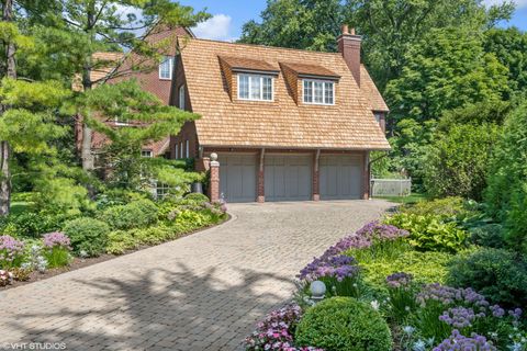 Tiny photo for 99 Tudor Place, Kenilworth, IL 60043 (MLS # 12629822)