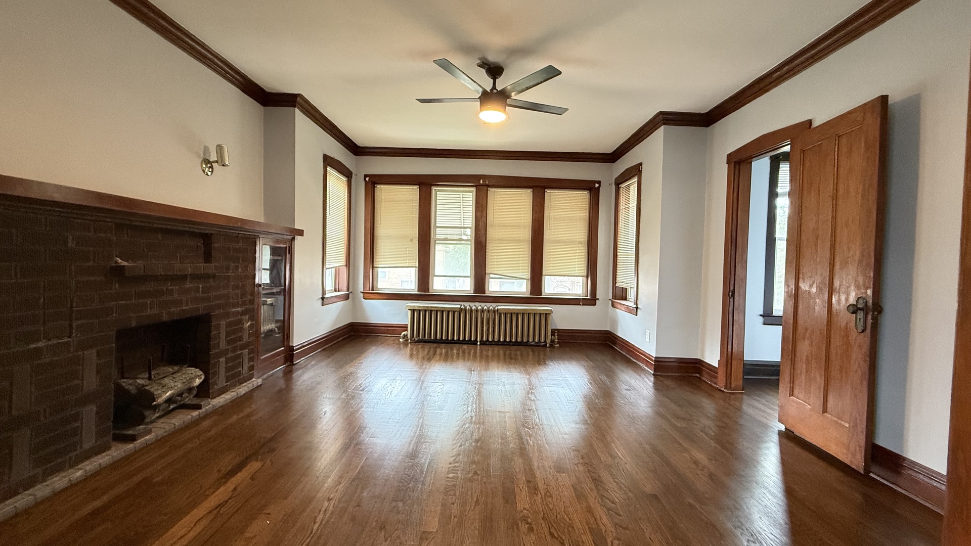 1409 N Lawler Avenue