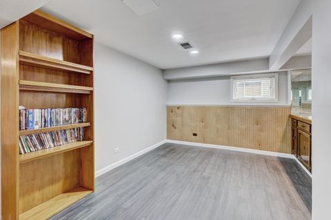 Tiny photo for 9810 N Lauren Lane, Niles, IL 60714 (MLS # 12398358)