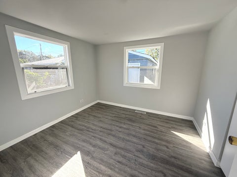 Tiny photo for 233 Ensenada Drive, Carpentersville, IL 60110 (MLS # 12788805)