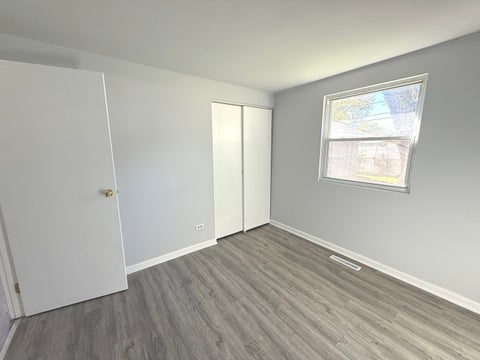 Tiny photo for 233 Ensenada Drive, Carpentersville, IL 60110 (MLS # 12788805)