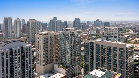 653 N KINGSBURY Street 1707 Chicago IL 60654