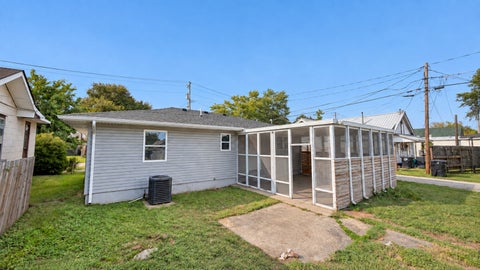 Tiny photo for 710 Catherine Street, Metropolis, IL 62960 (MLS # 12763410)
