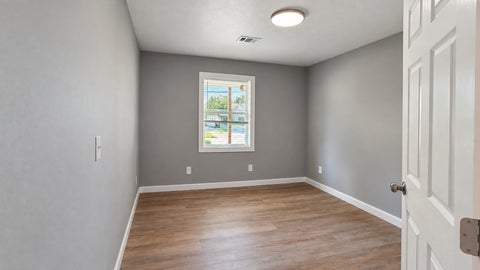 Tiny photo for 710 Catherine Street, Metropolis, IL 62960 (MLS # 12763410)