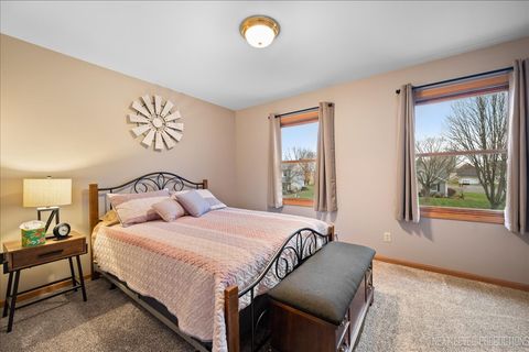 Tiny photo for 310 Fairhaven Drive, Yorkville, IL 60560 (MLS # 12510149)