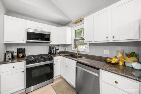 Tiny photo for 0N250 Sunset Avenue, West Chicago, IL 60185 (MLS # 12718052)