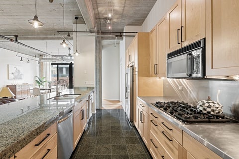Tiny photo for 850 W Adams Street #4B, Chicago, IL 60607 (MLS # 12741487)