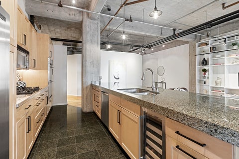 Tiny photo for 850 W Adams Street #4B, Chicago, IL 60607 (MLS # 12741487)