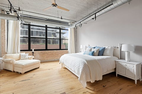 Tiny photo for 850 W Adams Street #4B, Chicago, IL 60607 (MLS # 12741487)