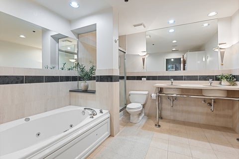Tiny photo for 850 W Adams Street #4B, Chicago, IL 60607 (MLS # 12741487)
