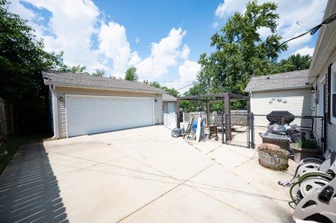 Tiny photo for 303 MacGregor Road, Lockport, IL 60441 (MLS # 12734542)