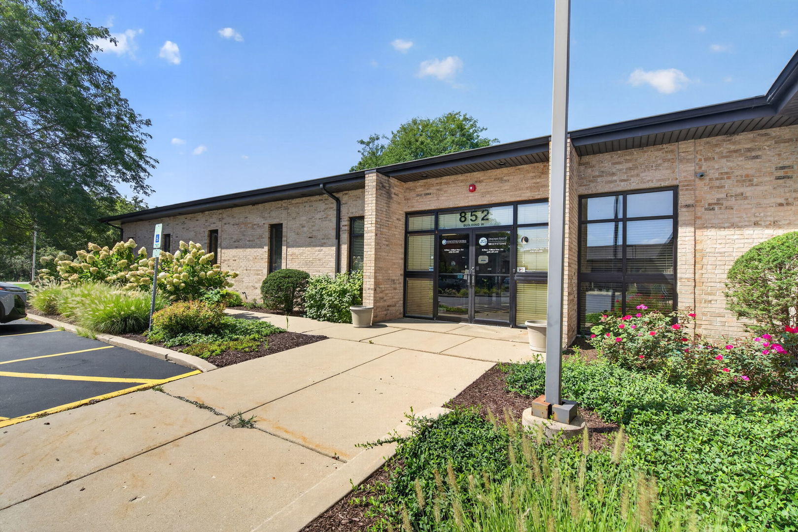 852 W Bartlett Road