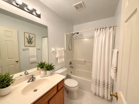 Tiny photo for 1689 S Candlestick Way, Waukegan, IL 60085 (MLS # 12784493)
