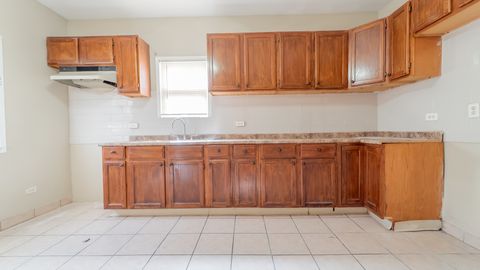 Tiny photo for 13223 S Buffalo Avenue, Chicago, IL 60633 (MLS # 12497383)