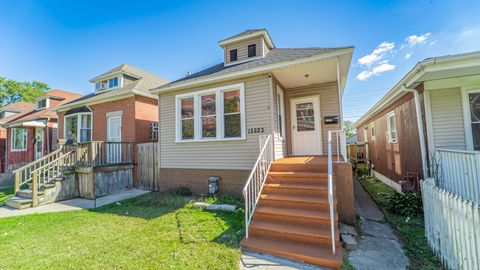 Tiny photo for 13223 S Buffalo Avenue, Chicago, IL 60633 (MLS # 12497383)