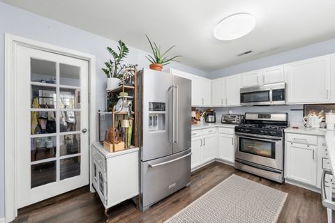 Tiny photo for 125 Presidential Boulevard, Oswego, IL 60543 (MLS # 12504132)